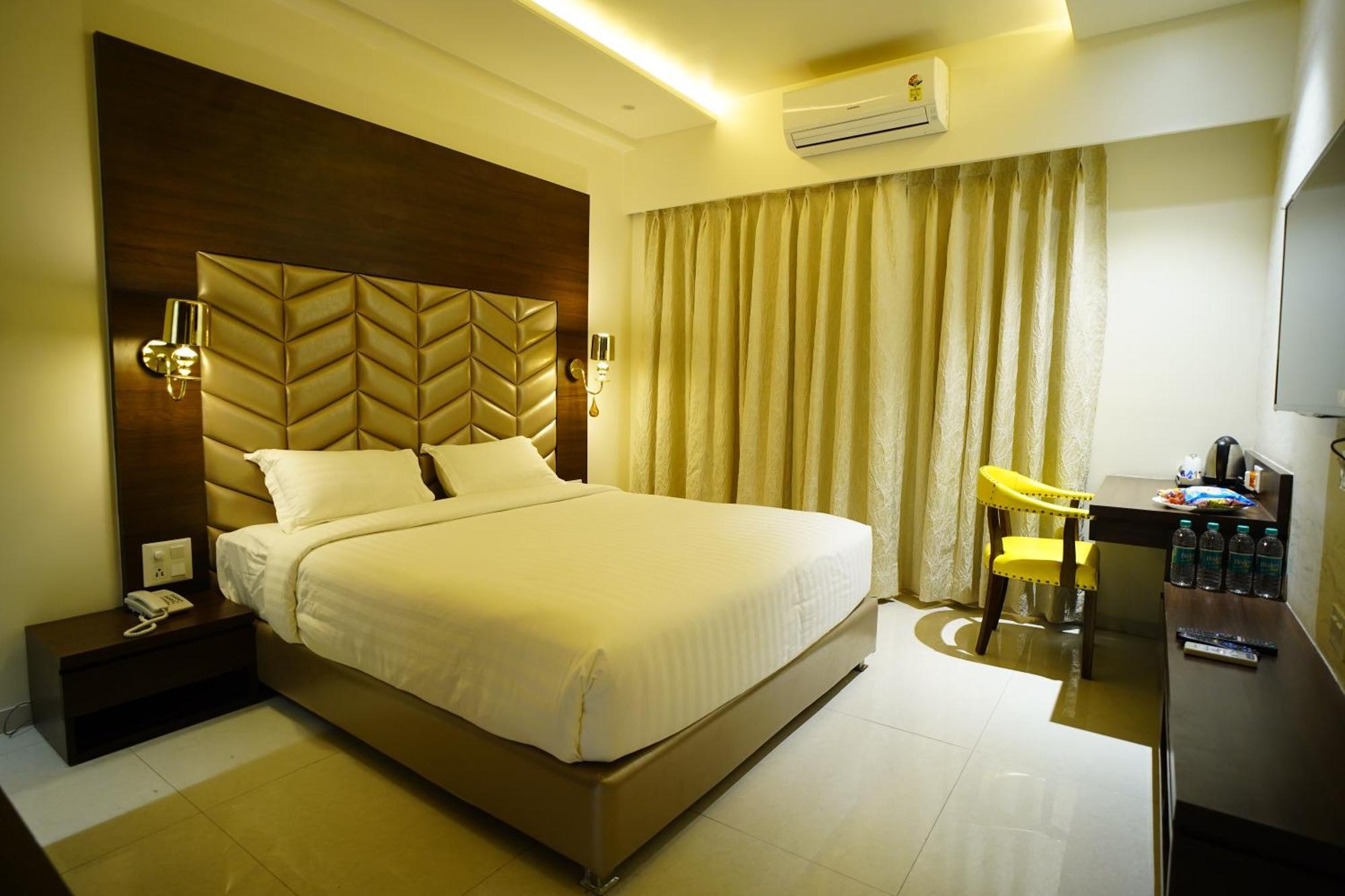 Orange Tree Hotels Nagpur Buitenkant foto